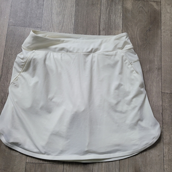 Nike Pants - Nike Athletic Skort Skirt Dry Fit  Off White Women's Size Small  Golf Tennis